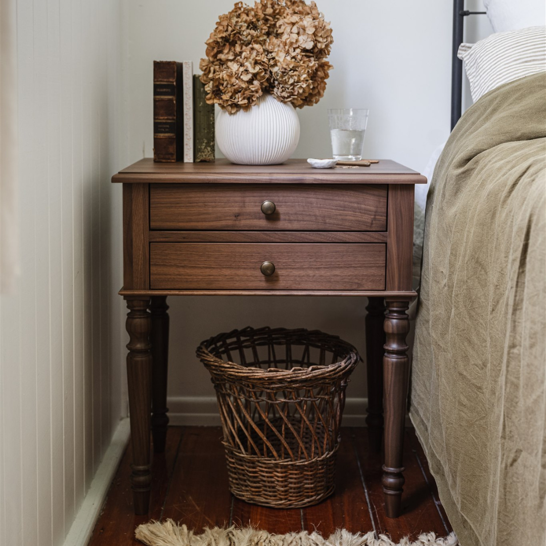 Chloé Bedside Table Walnut (imperfect)