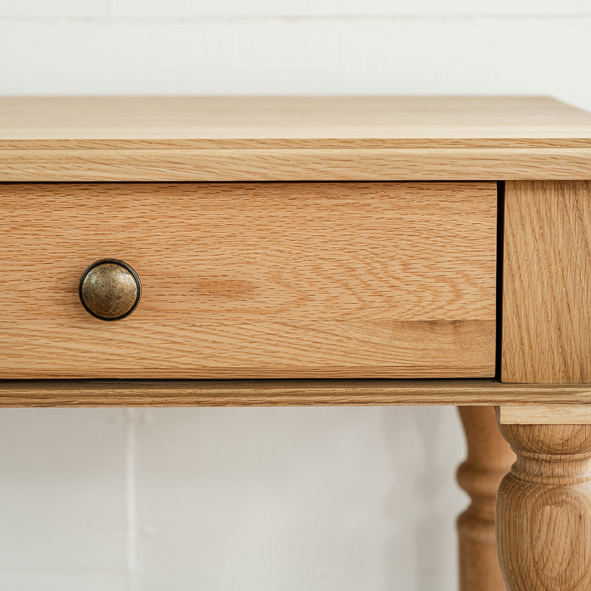 Chloé Console Table Oak